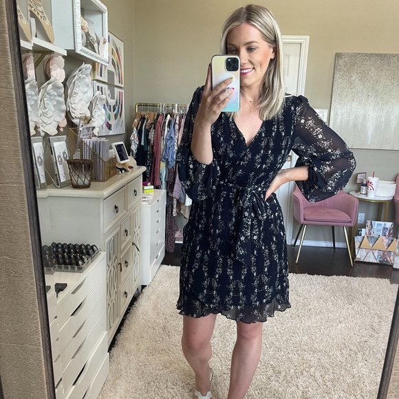 One State Dress - Picture 1 of 3